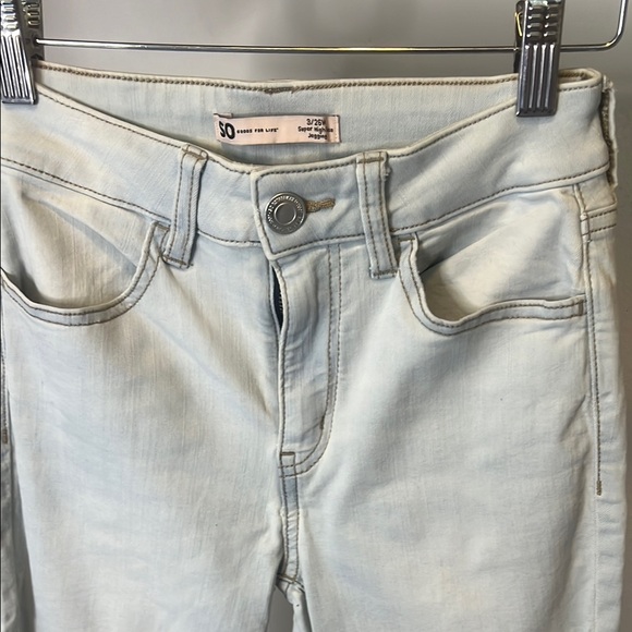 SO Light Blue Skinny Jeans - Picture 2 of 9